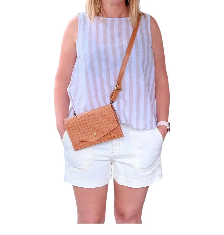 Chic & Modern Sales Astra Top In Pale Almond