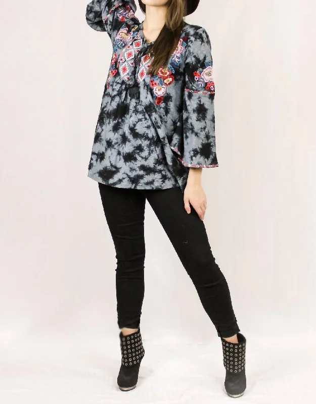 Snag Fabulous Fashion Bargains Tie Dye Embroidery Top In Grey And Black