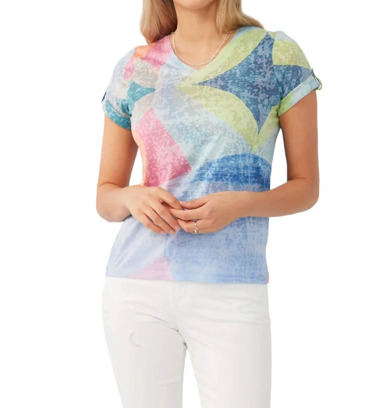 Polished Style Deals V-Neck Shirt In Painted Tile