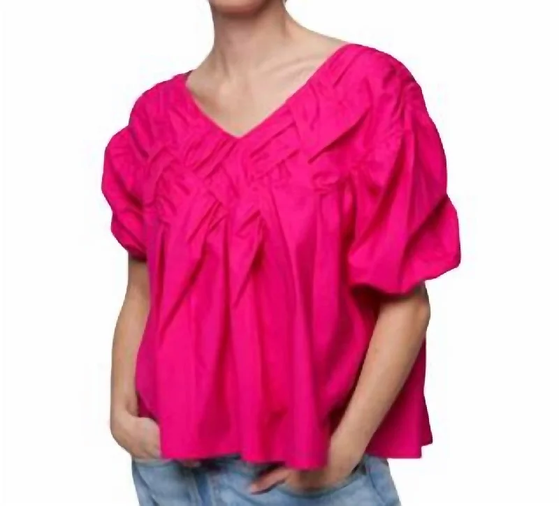 Vintage-Modern Style Offers Antares Top In Magenta