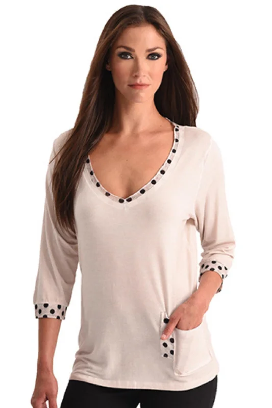 Trend Forward Threads Polkadot V-Neck Top In Sand