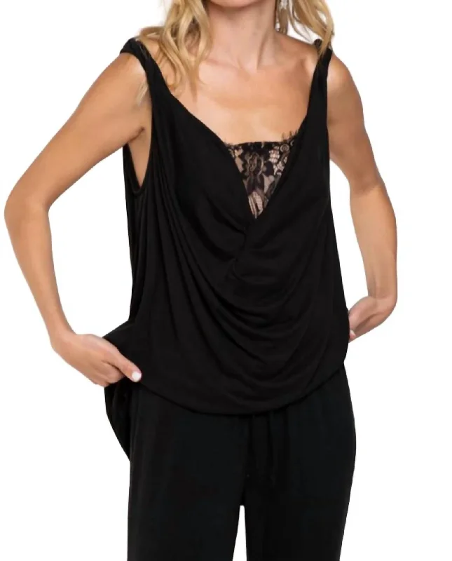 Save Big Twist Of Fate Top In Black